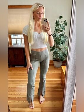 Green pants wild fable